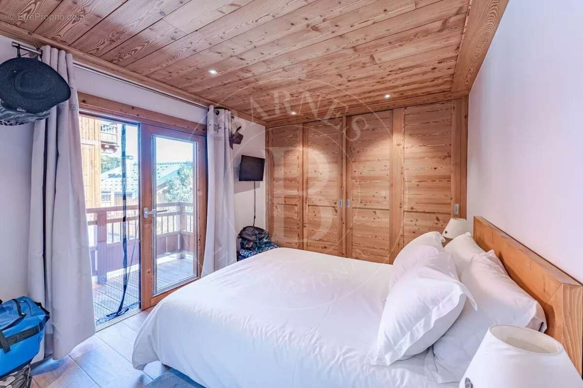 Appartement à LES ALLUES