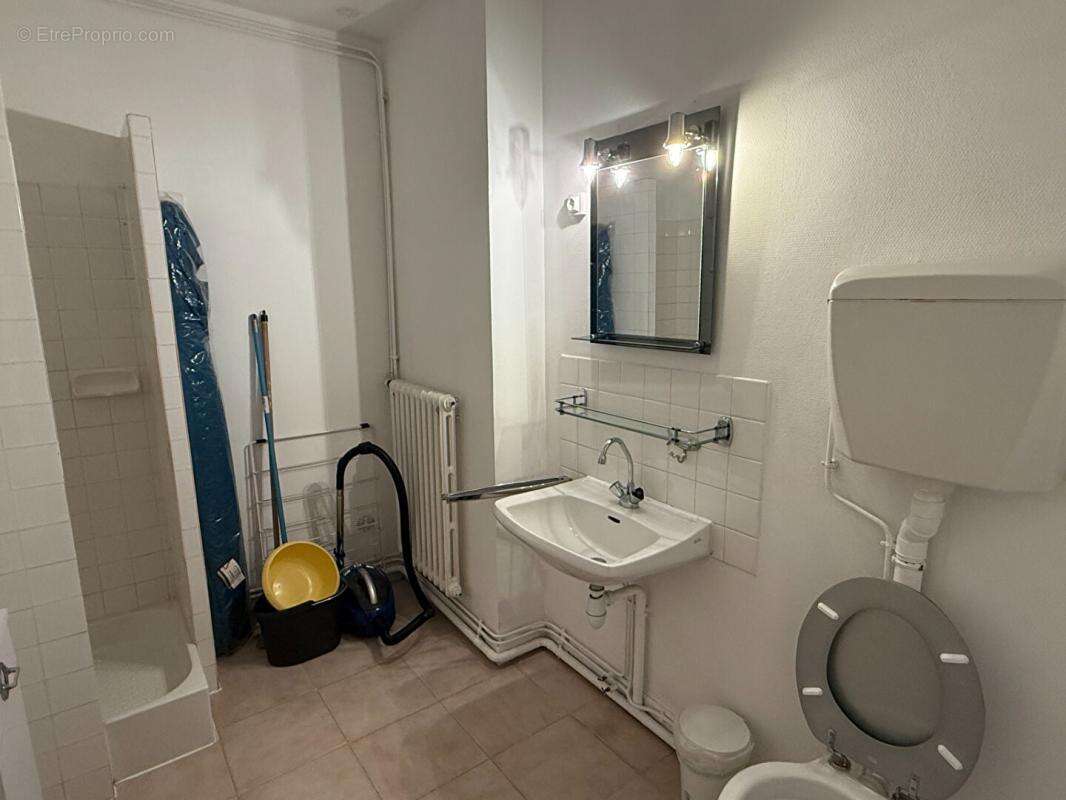 Appartement à BOURBON-L'ARCHAMBAULT