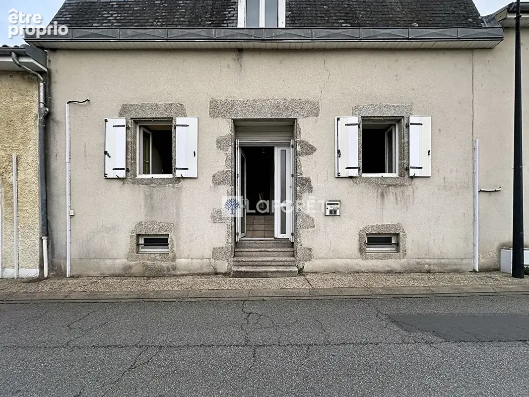 Maison à SECONDIGNY