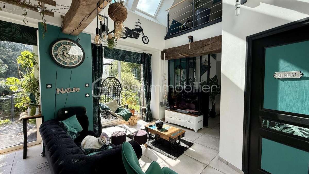 Maison à CHAMPSECRET