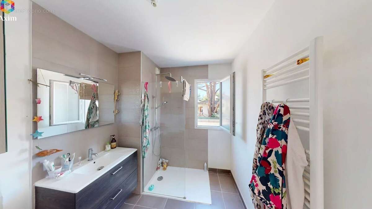 Appartement à FREJUS