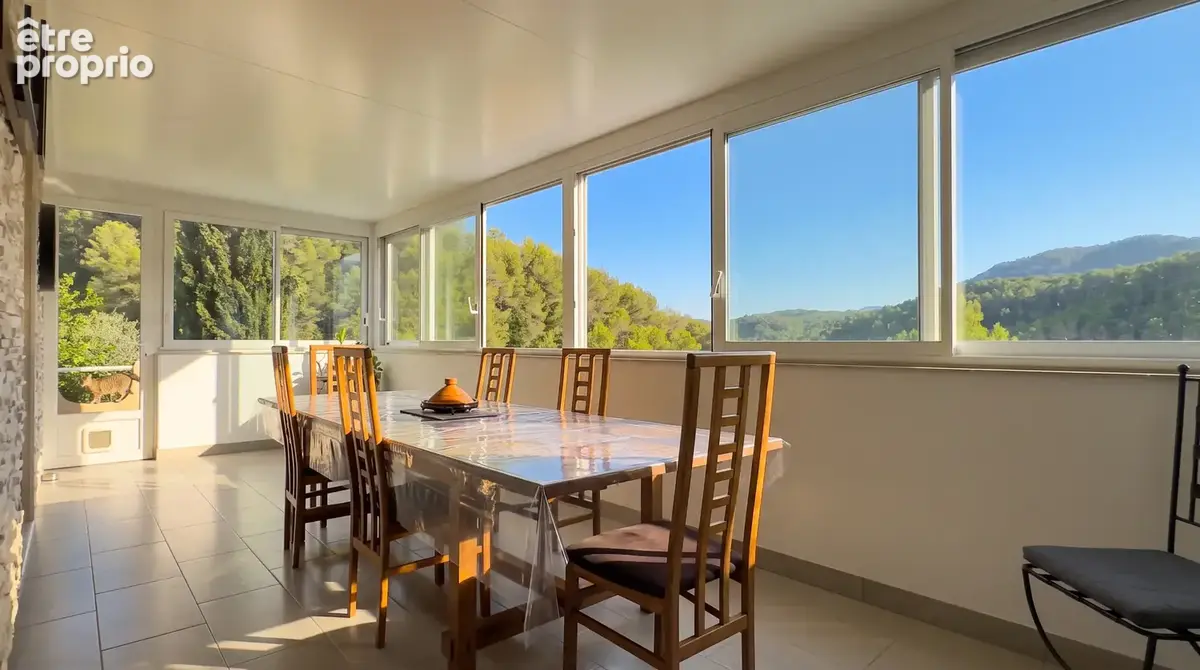 Exclusivité   Belgentier  Villa en parfait état avec piscine et vue dégagée - photo 10