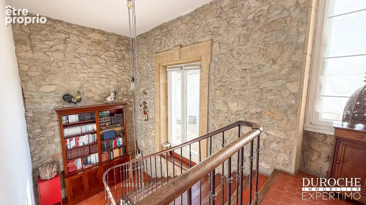 Orange   Élégante maison de maître en pierre avec studio indépendant, garage et terrasses - photo 10