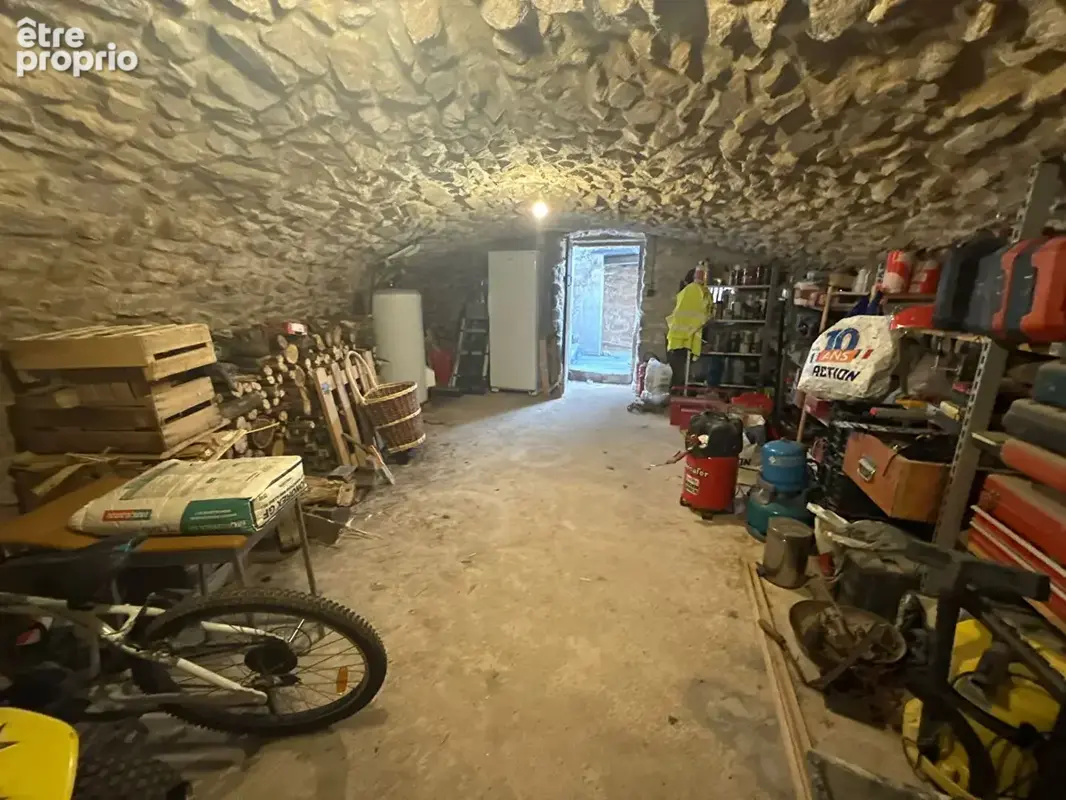 Maison de rue 103m² entièrement rénovée - Boffres - photo 14
