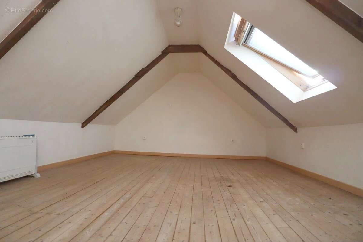 Maison à CARHAIX-PLOUGUER