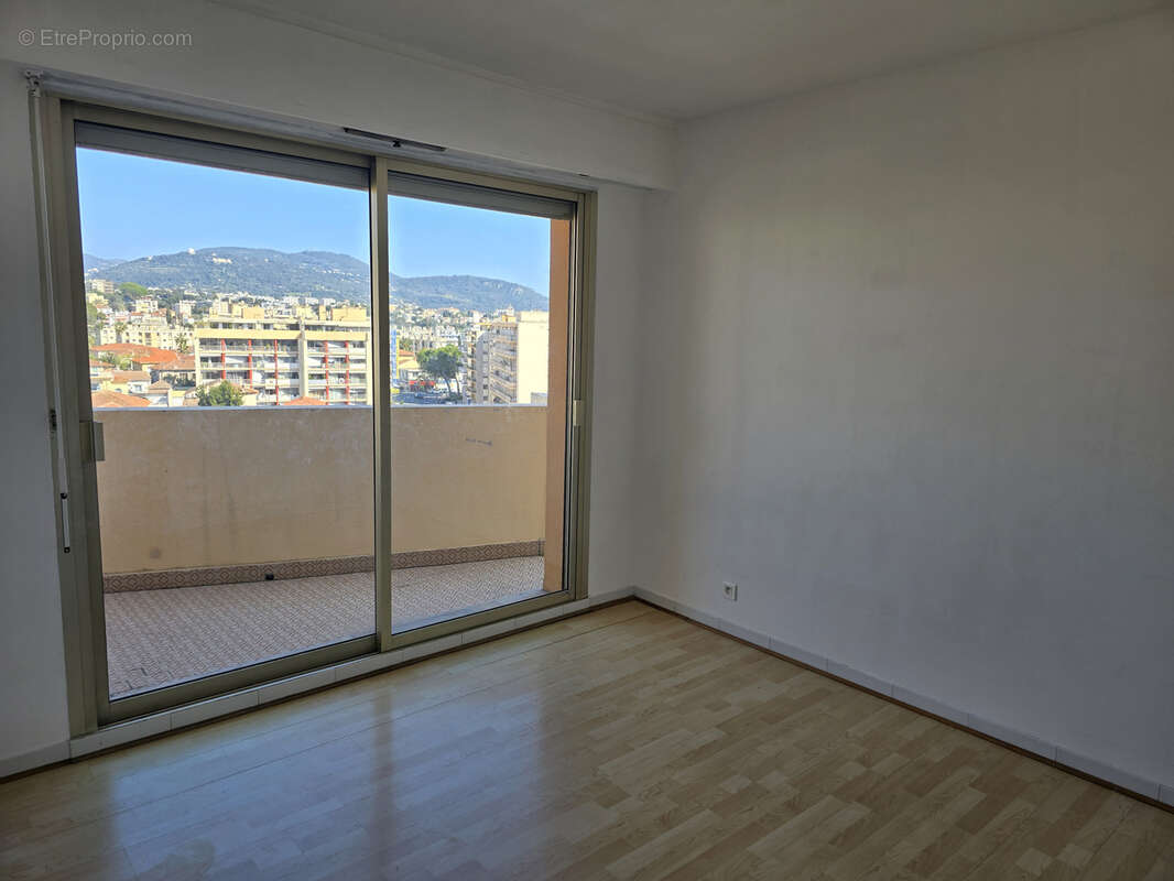 Nice st sylvestre - appartement 4p vue mer avec terrasse, cave et parking - photo 6