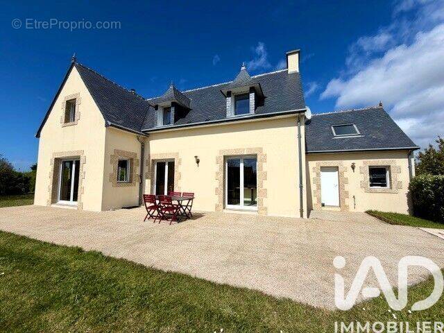 Photo 1 - Maison à PLOUHINEC