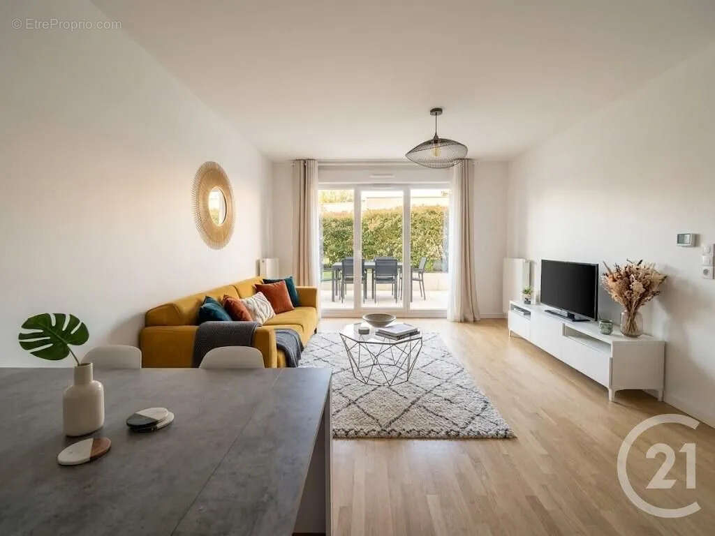 Appartement à SAINT-MAUR-DES-FOSSES