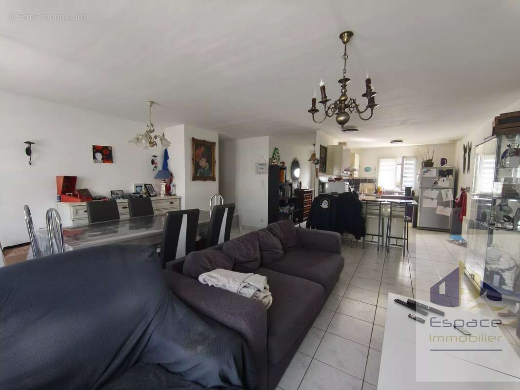 Maison plain-pied, 3 chambres, garage et jardin - photo 7