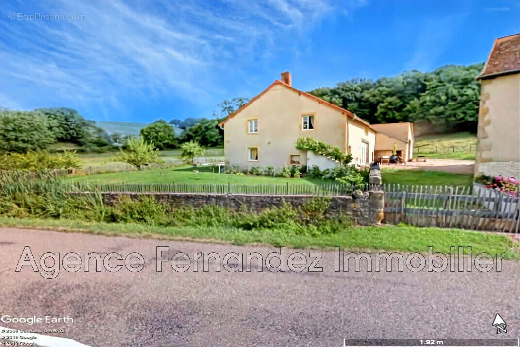 Maison 175 m² à Semur-En-Brionnais  - photo 3