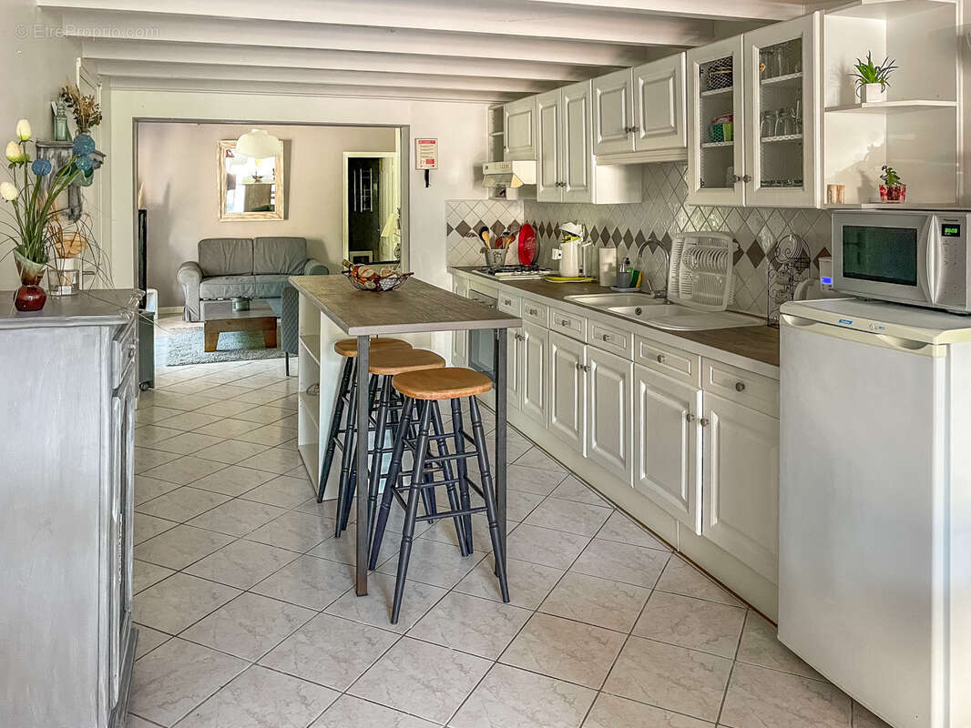 Maison à FONTCOUVERTE