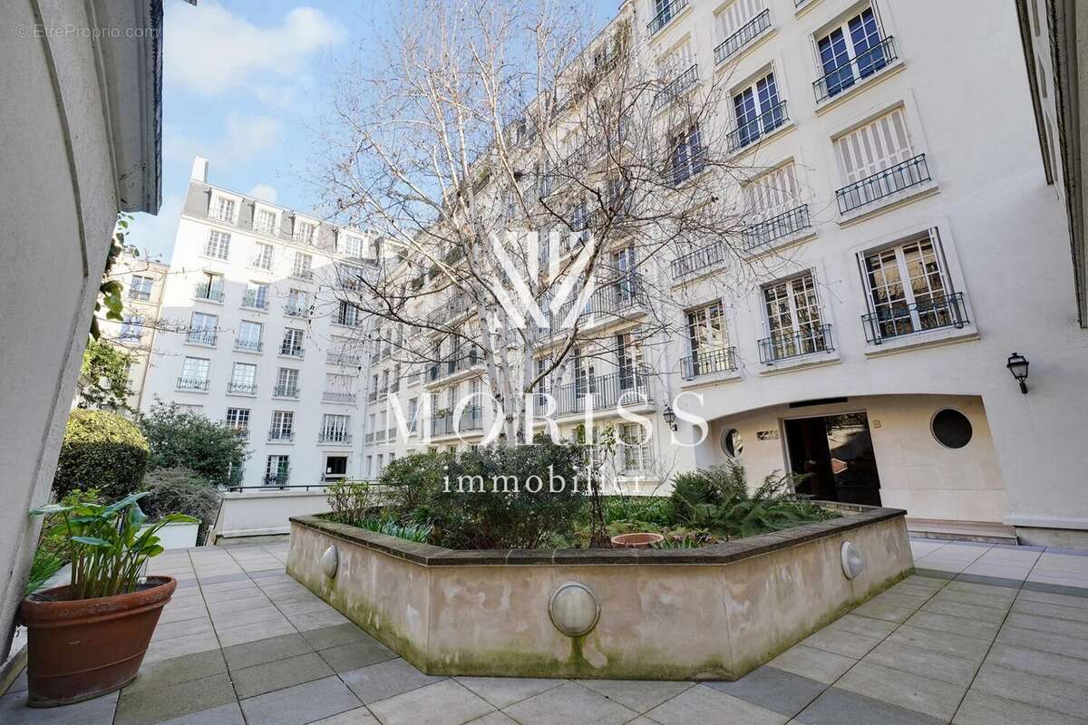 Appartement à PARIS-5E