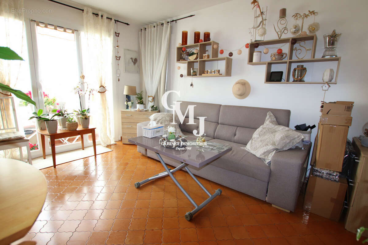 Appartement à SAINT-RAPHAEL