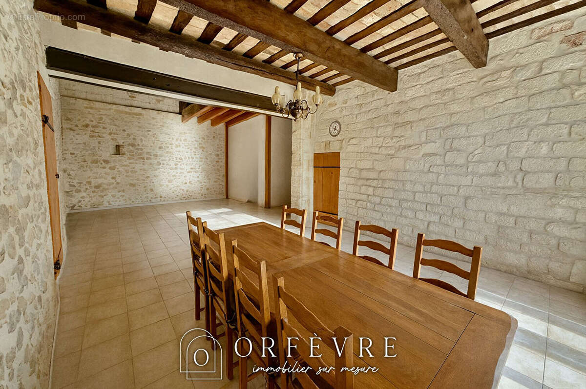 Maison à SAINT-DREZERY