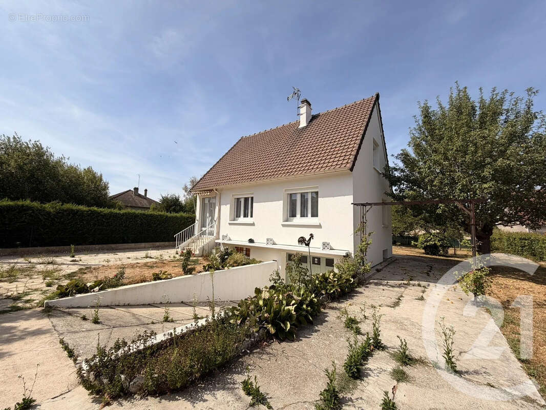 Maison 77 m² à Nangis  - photo 14