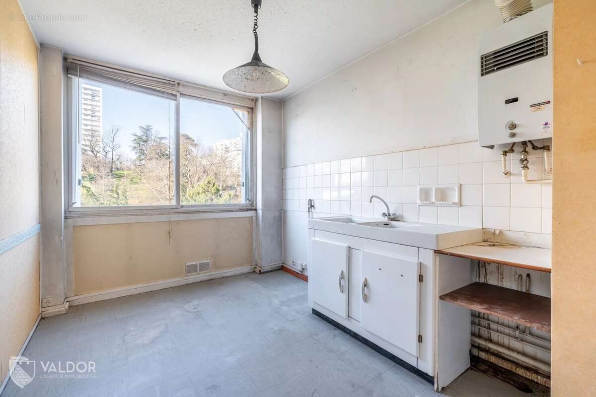 Appartement à LYON-9E