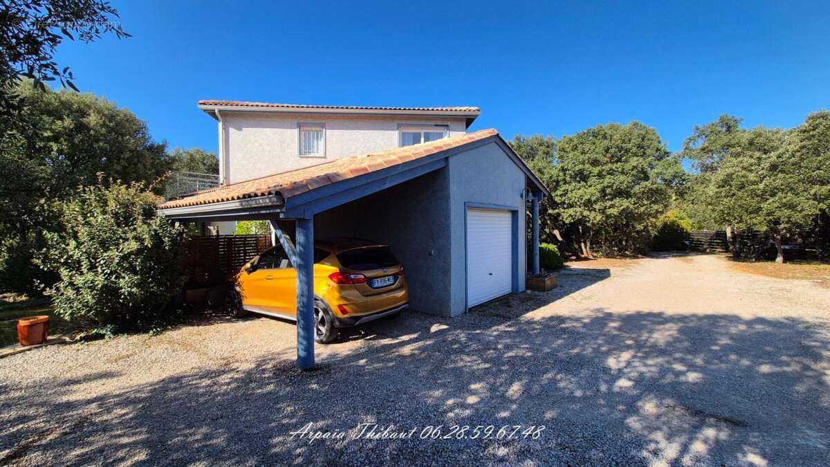 Maison à GINASSERVIS