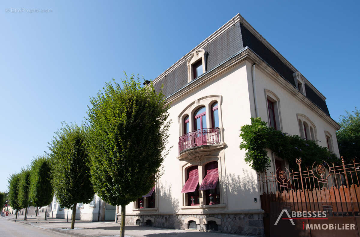 Maison à REMIREMONT