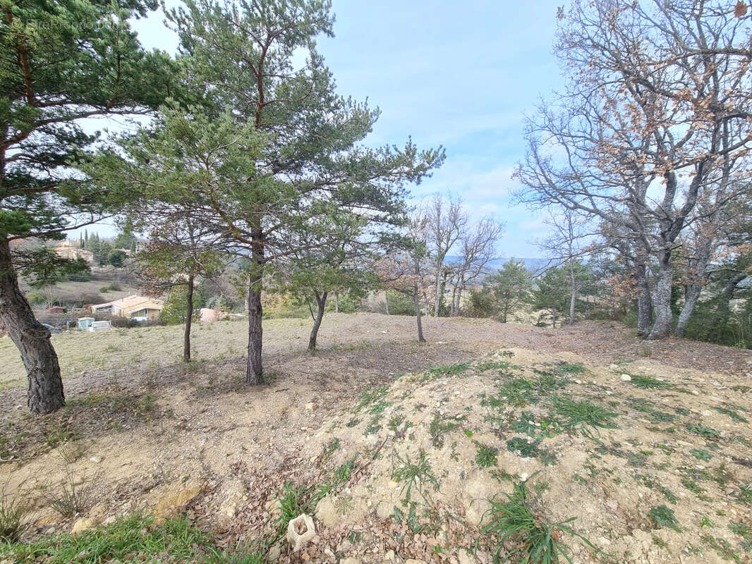 Terrain à ARTIGNOSC-SUR-VERDON