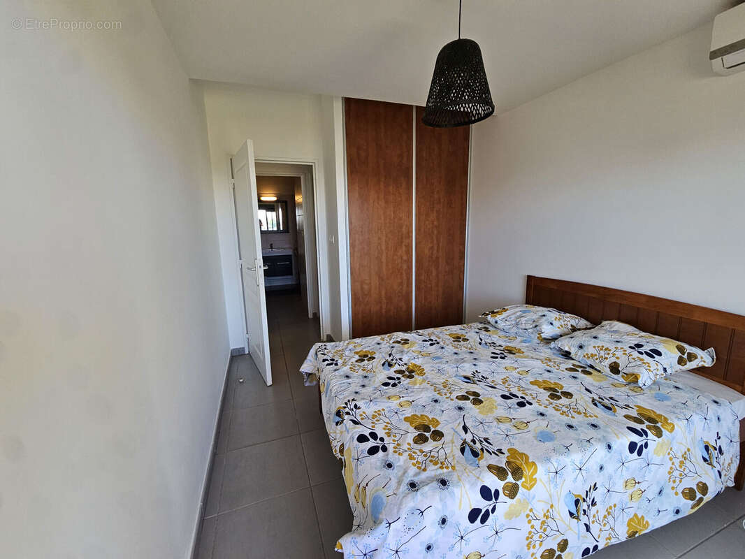 Photo 8 - Appartement à SAINT-DENIS