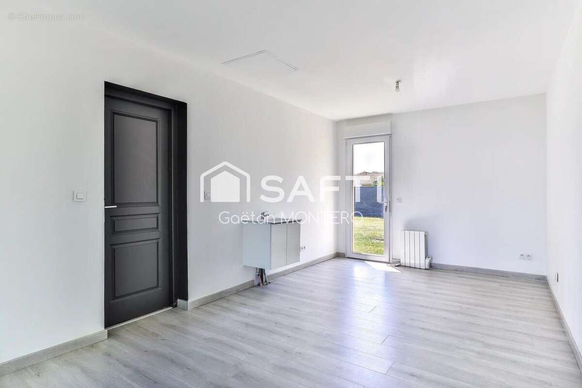 Photo 9 - Maison à SALLES