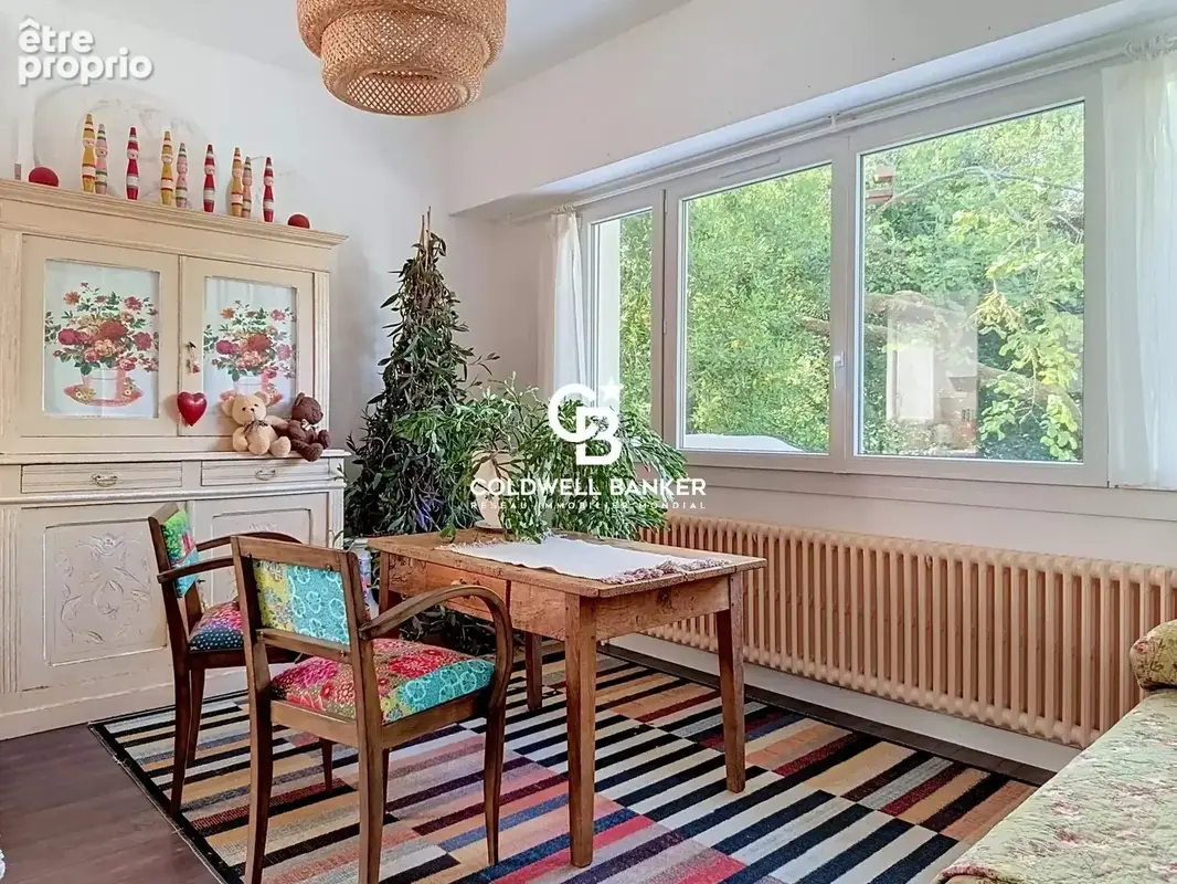 Maison d’architecte 1969 à toit plat avec piscine et appartement indépendant – Saintes, commerces à pied - photo 17