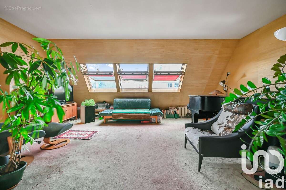 Photo 2 - Appartement à PARIS-8E