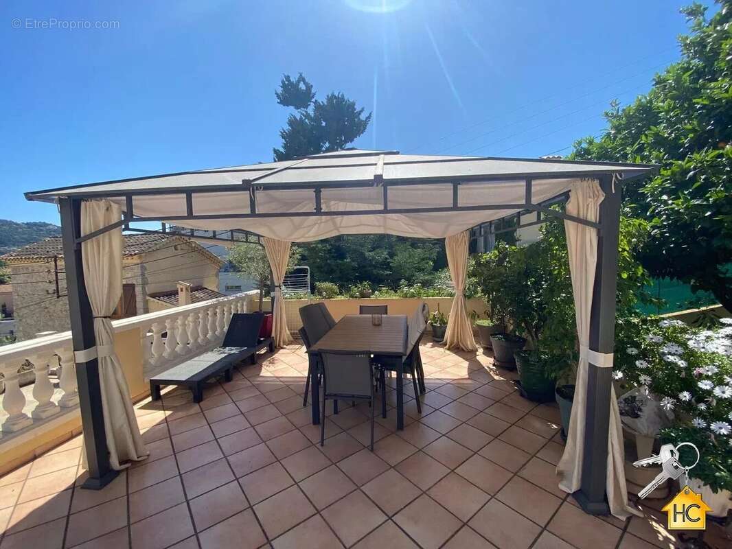 Appartement à LE CANNET