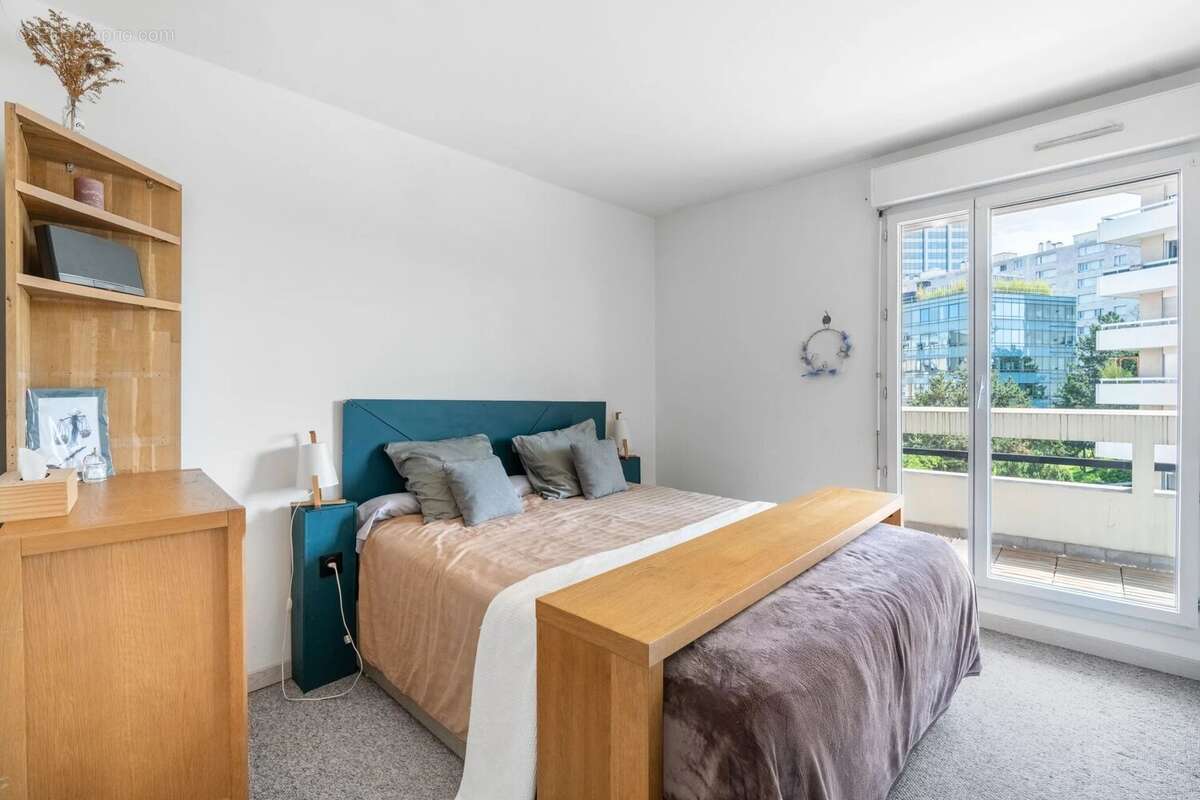 Appartement à LEVALLOIS-PERRET