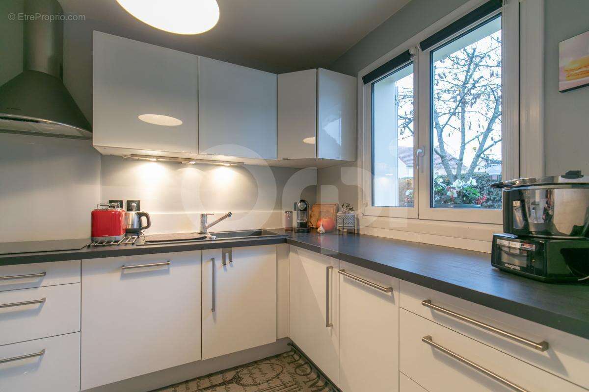 Maison à LIMEIL-BREVANNES