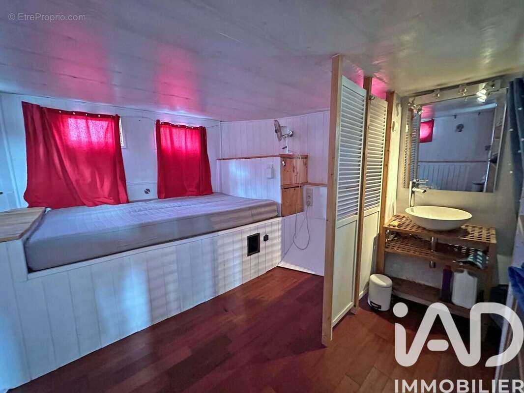 Photo 8 - Appartement à VILLENEUVE-LA-GARENNE