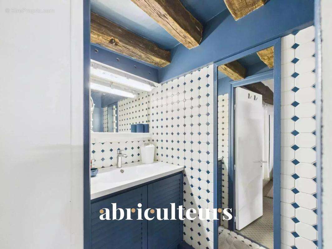 Commerce à PARIS-5E