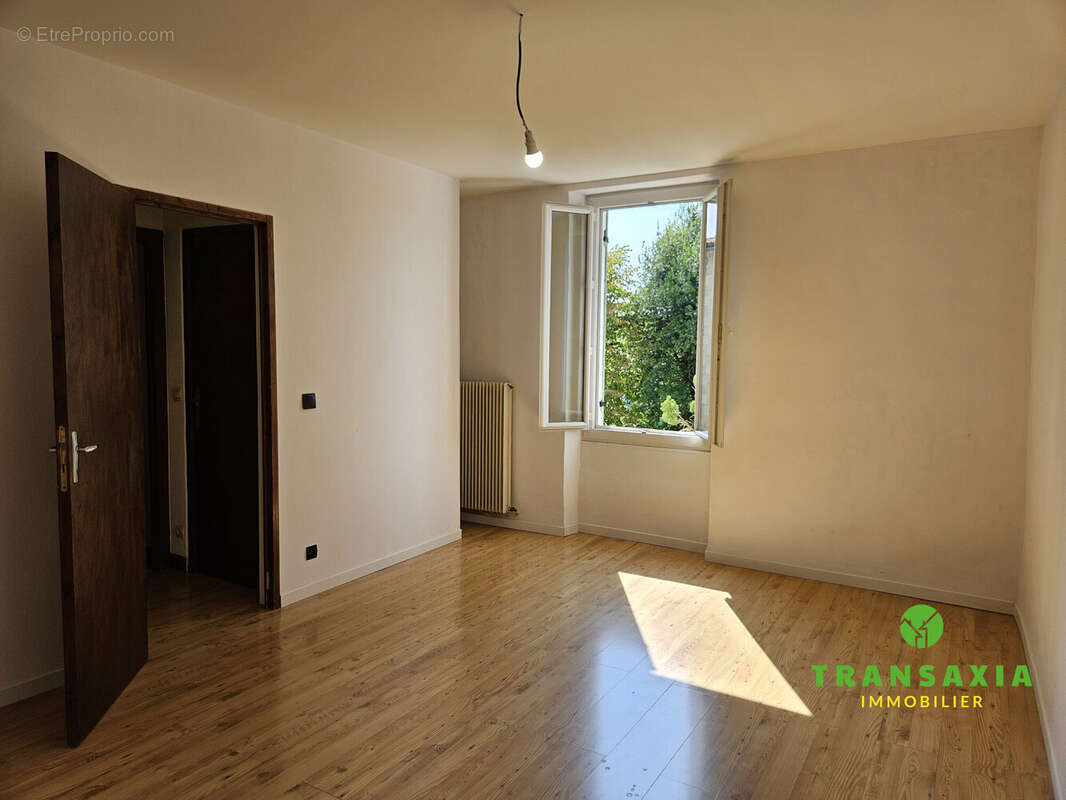 Maison 105 m² à Morizes  - photo 6