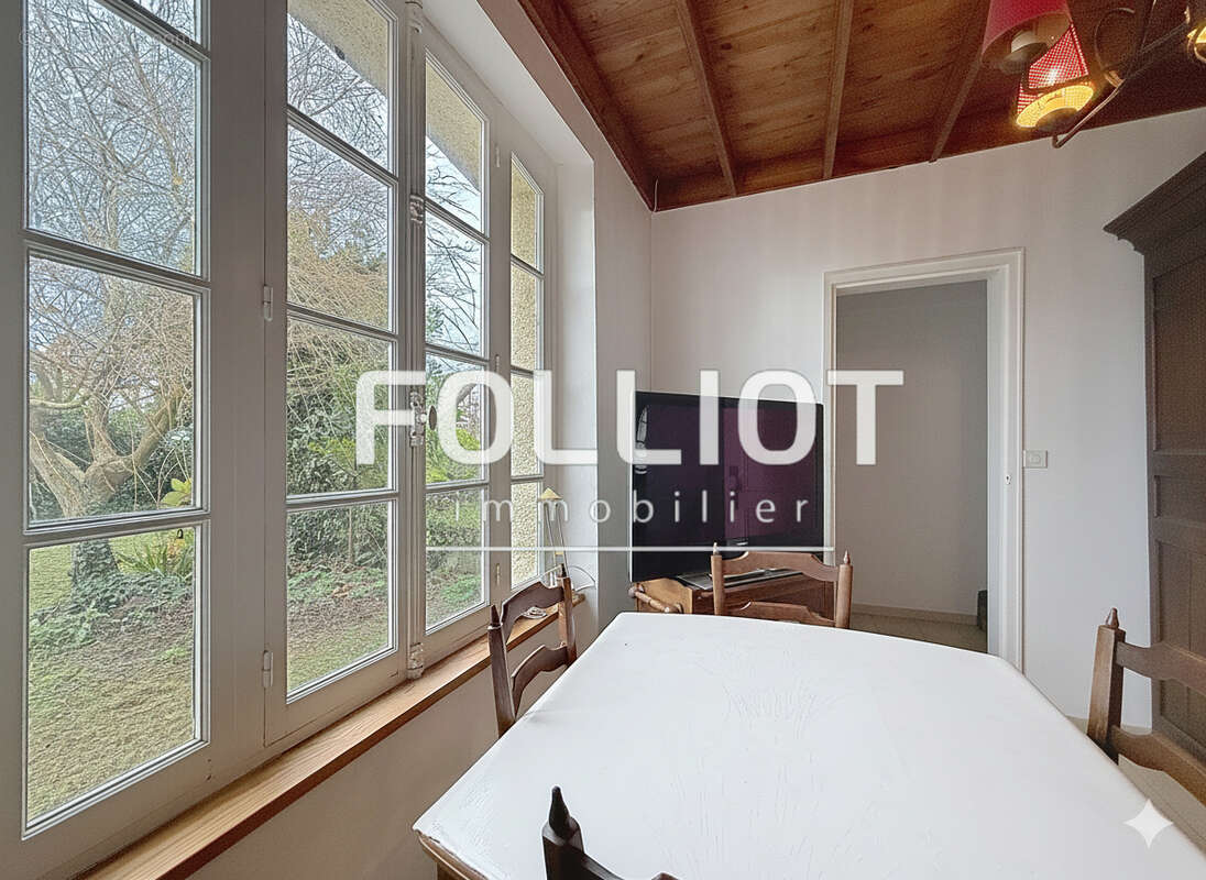 Maison à AGON-COUTAINVILLE