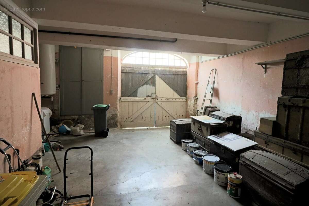 Grande maison de caractère/immeuble de rapport comprenant 7 chambres - photo 8
