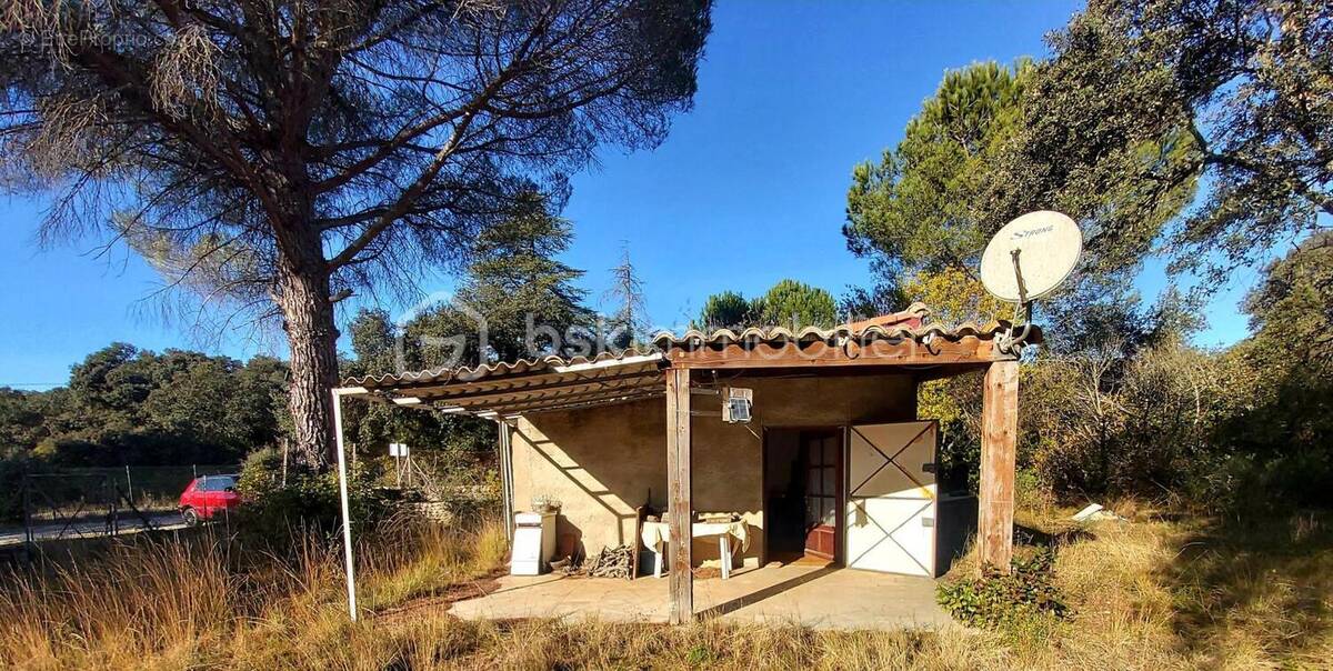 Terrain à SOMMIERES