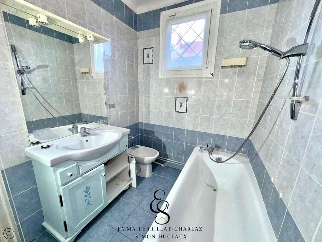 Photo 8 - Appartement à LE PEAGE-DE-ROUSSILLON