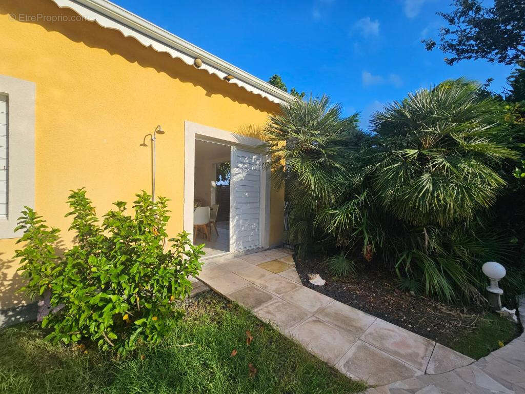 Maison à SAINT-FRANCOIS