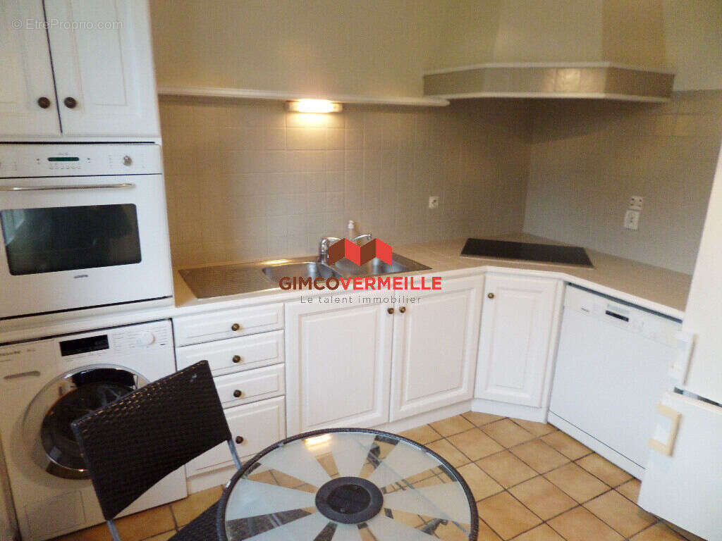 Maison à LA CELLE-SAINT-CLOUD