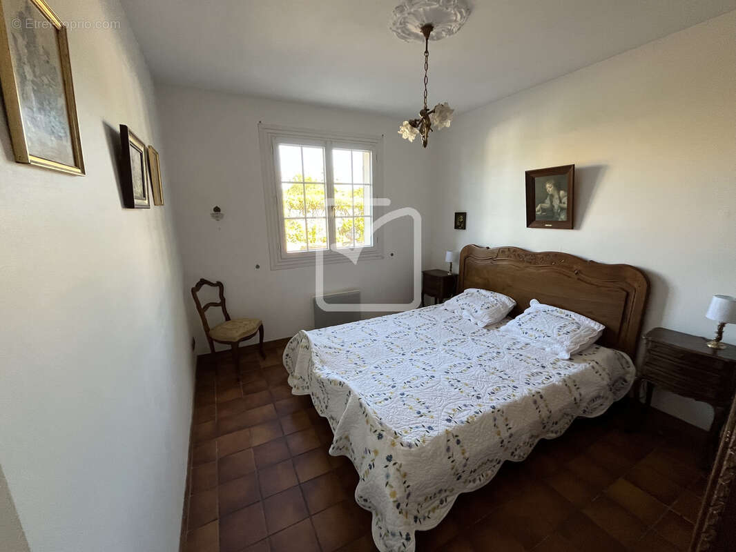 Maison à ARES