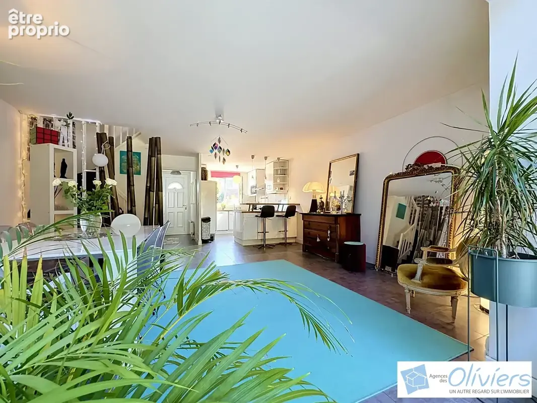 Maison 6 pièces 105 m² à vendre à Voisins-Le-Bretonneux (78960) - photo 4