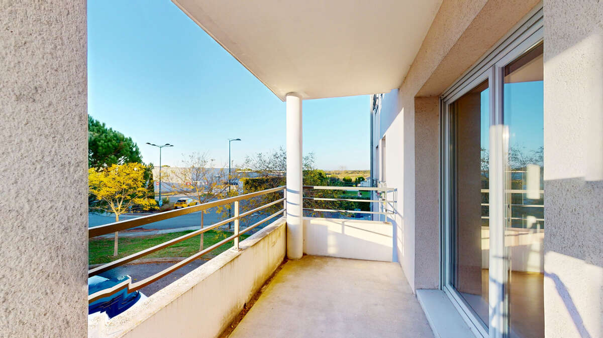 Appartement à CORNEBARRIEU