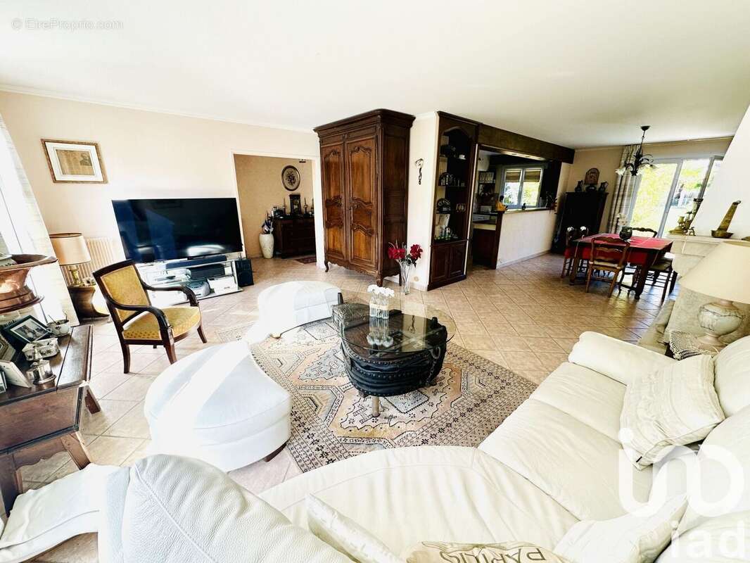 Photo 3 - Maison à SAINT-ARNOULT-EN-YVELINES