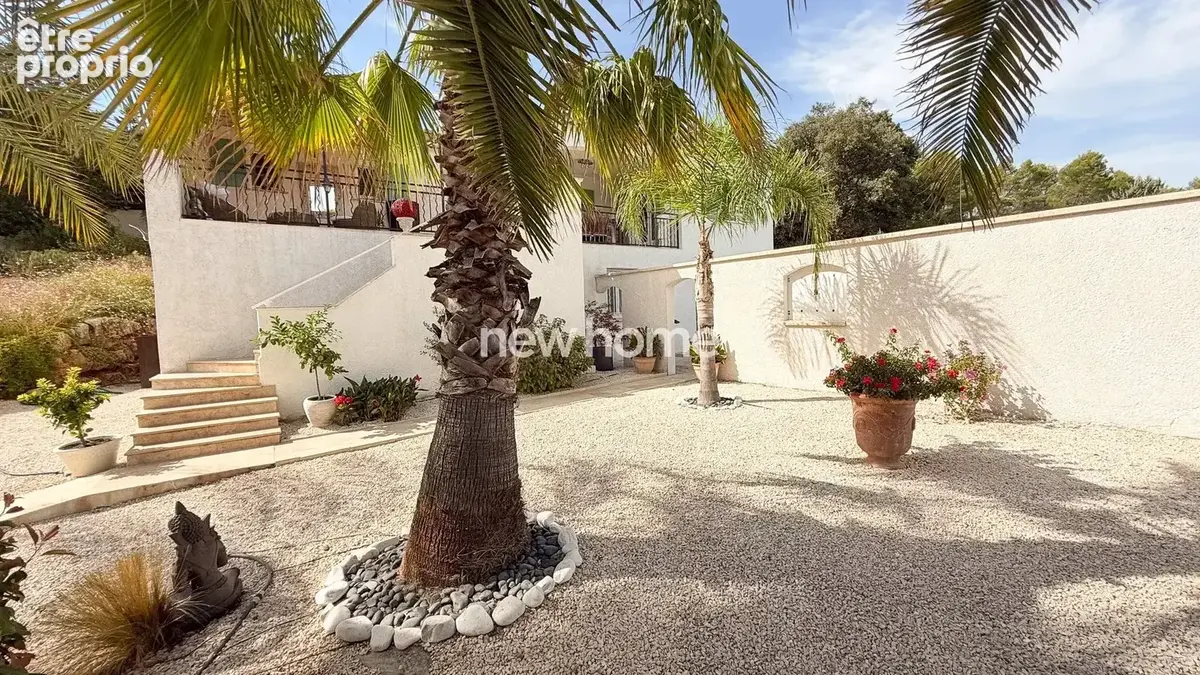 Maison provençale de charme 7 pieces avec piscine et t2 indépendant - photo 31