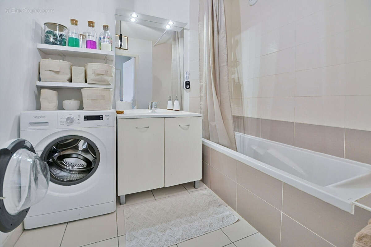 Appartement à VENISSIEUX