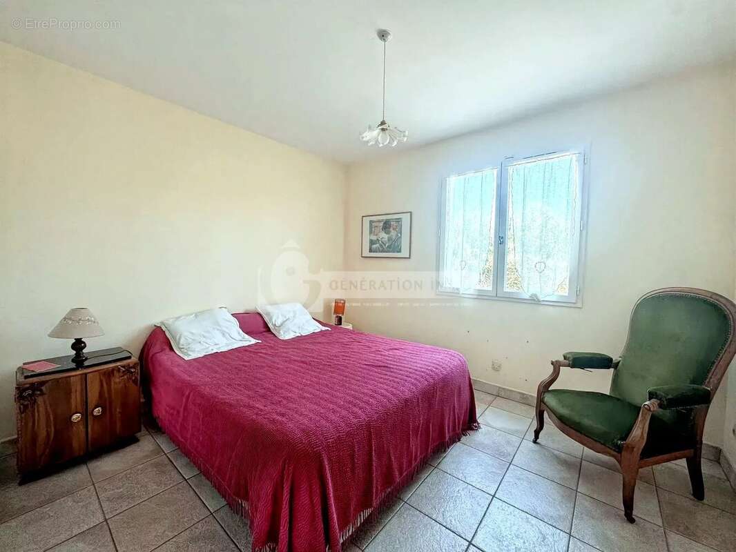 Maison à FONTVIEILLE