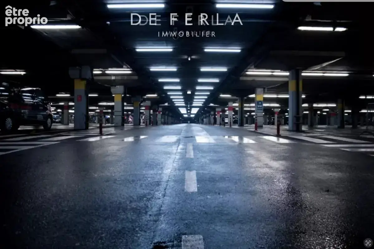 Parking à PARIS-15E