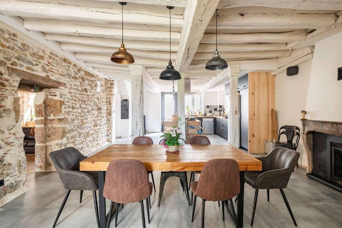 Autre à BEAUNE