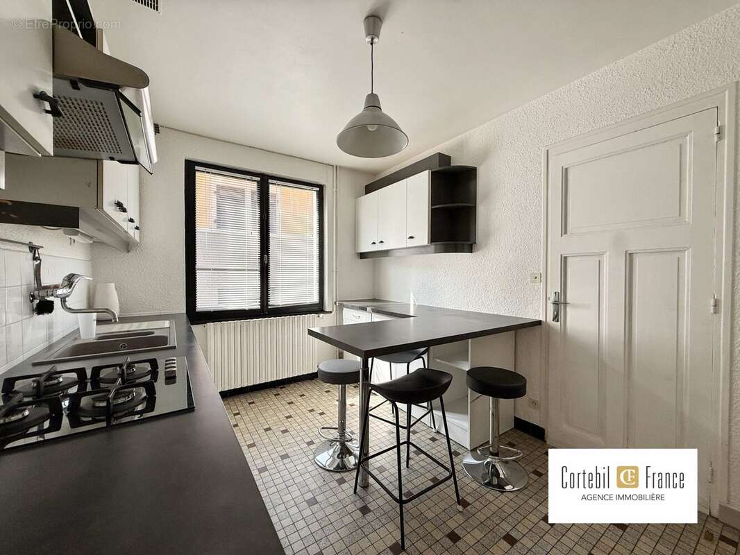 Maison 80 m² à Cruseilles  - photo 4