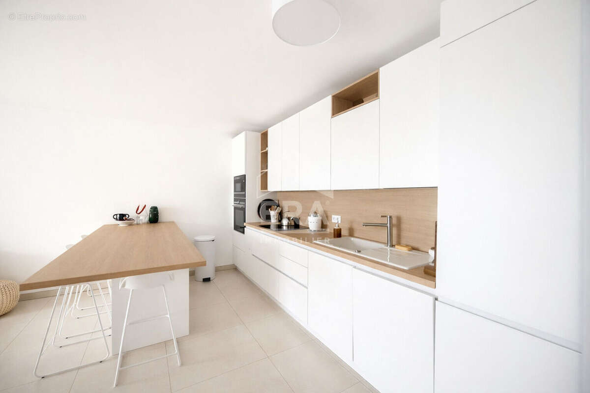 Appartement à MANDELIEU-LA-NAPOULE